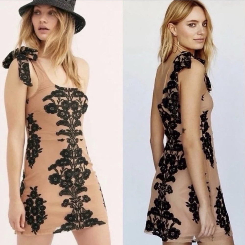 For Love & Lemons Temecula Mini Dress Medium Embroidery Lace Romantic Black